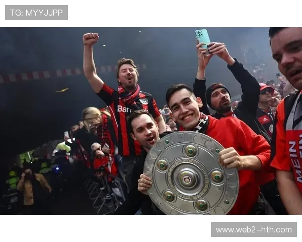 拜仁慕尼黑3-0胜勒沃库森 创欧洲五大联赛开局15连胜新纪录