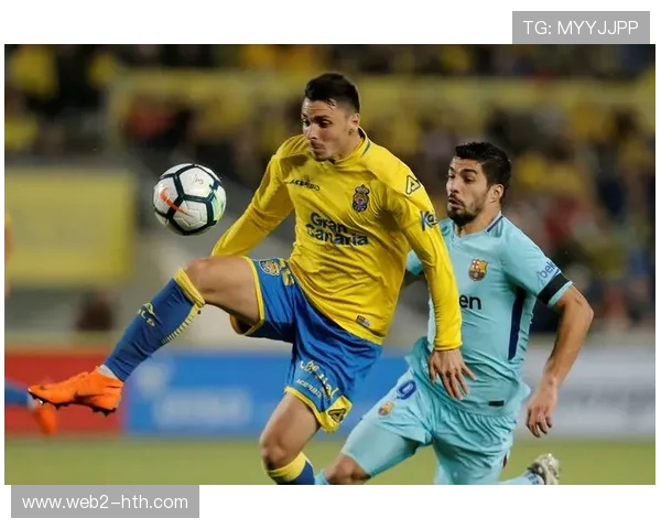 那不勒斯0-0闷平帕尔马，麦克托米纳越位进球无效