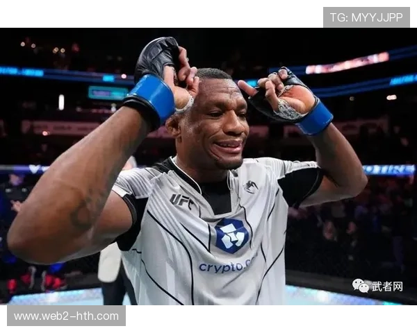 羽量级选手卢卡斯·阿尔梅达因UFC六战仅2胜4负被解雇 羽量级选手卢卡斯·阿尔梅达因UFC六战仅2胜4负被解雇